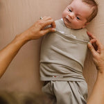 Load image into Gallery viewer, Embe 2-Way Legs In & Out Starter Swaddle (0-3 Months) - 6 Colours